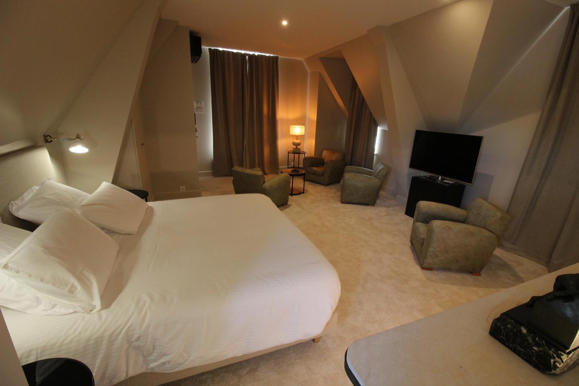 ויירזון Logis Hotel La Maison A Pan De Bois מראה חיצוני תמונה