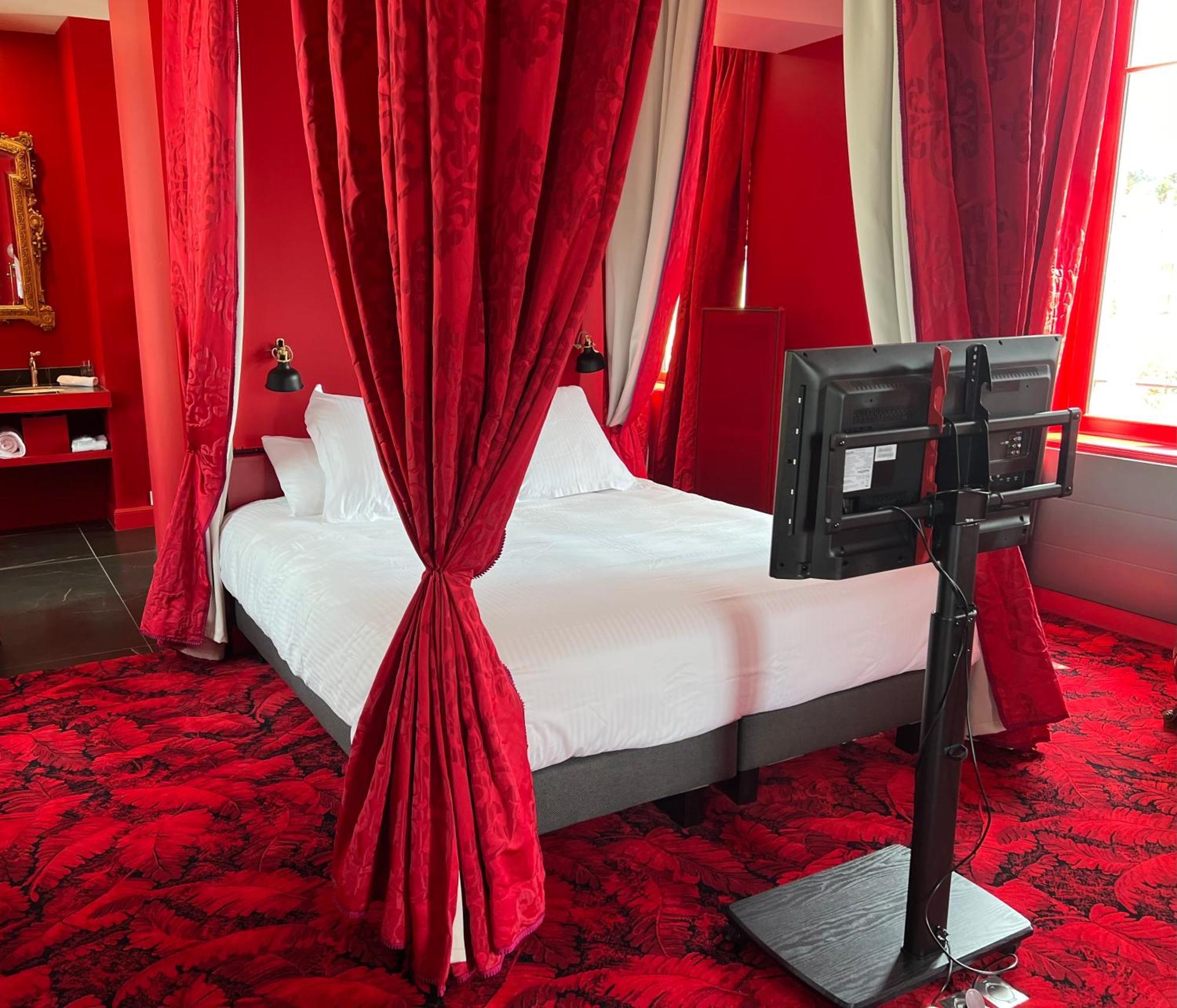 ויירזון Logis Hotel La Maison A Pan De Bois מראה חיצוני תמונה